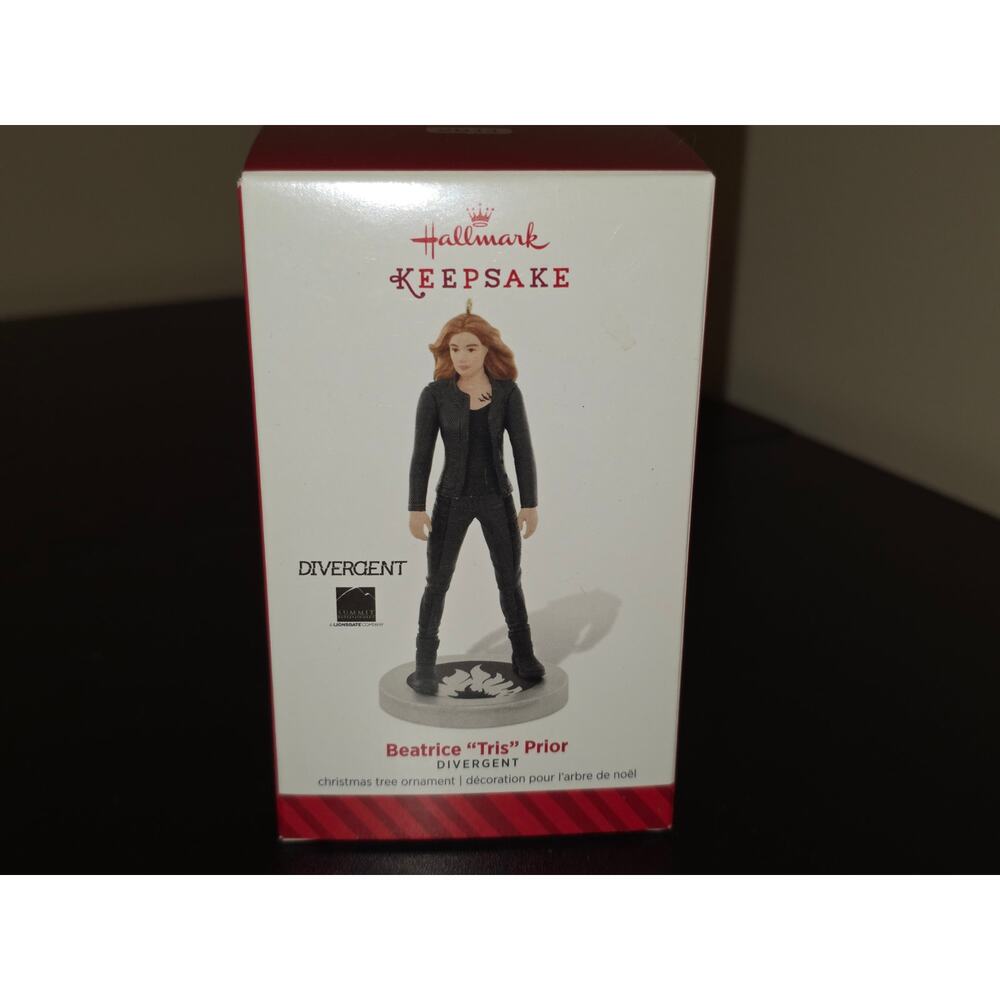 Hallmark Divergent Beatrice Tris Prior Christmas Keepsake Ornament 2014‎